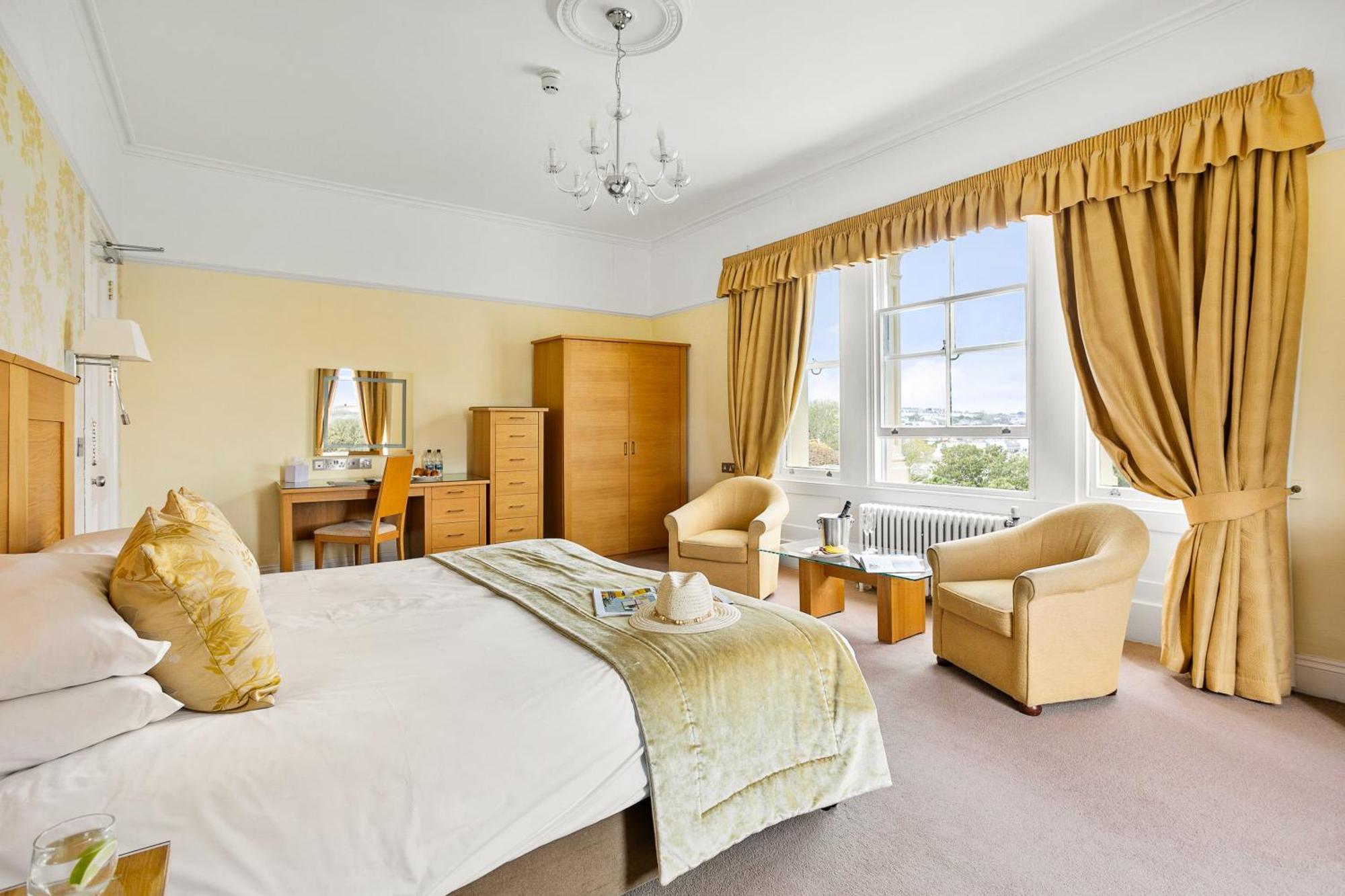 The Hotel 3*